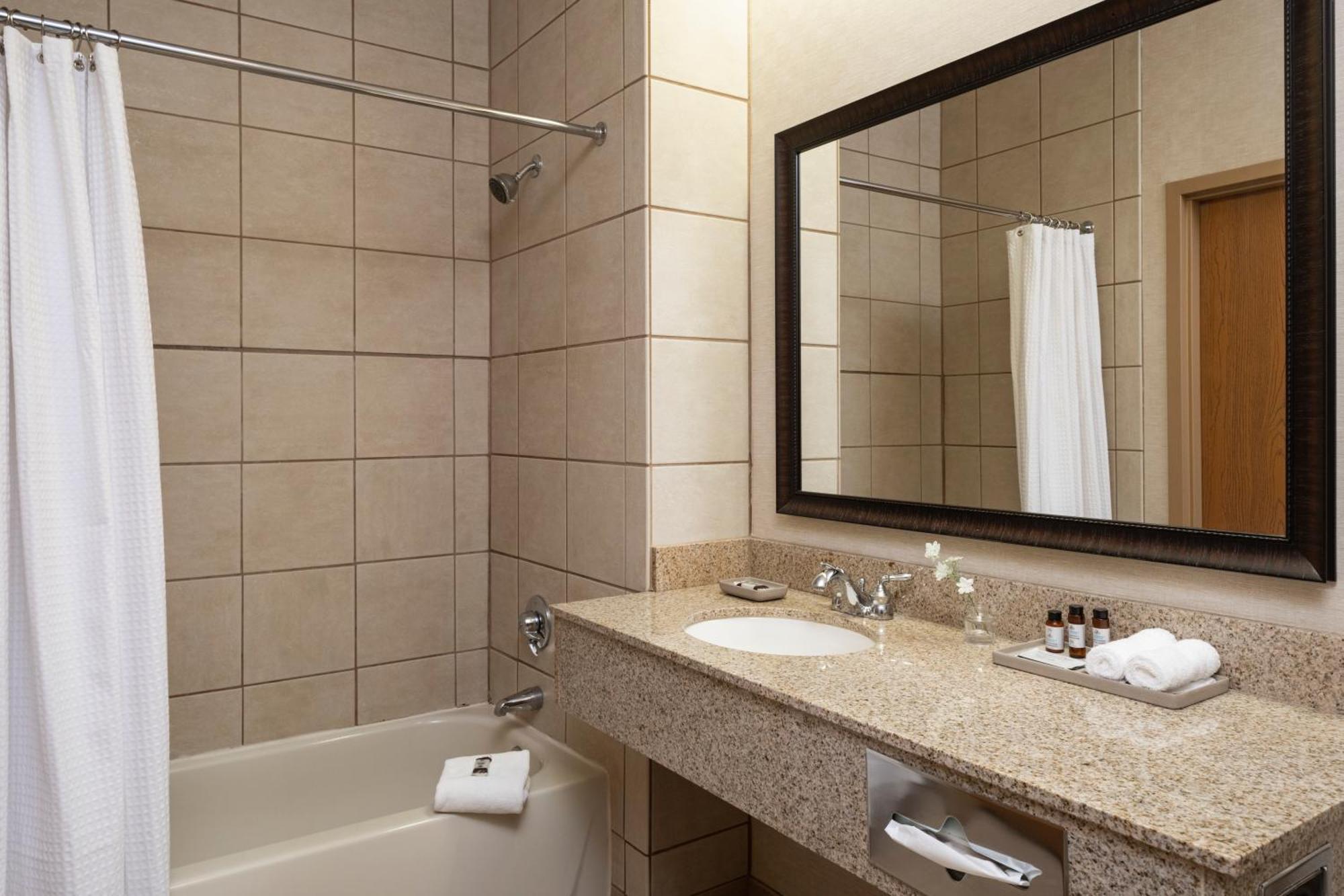 Bantr Grand Hotel Wausau - Rothschild Ngoại thất bức ảnh